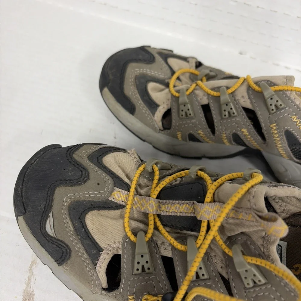 Hi-Tec Multiterra Aero Jr Youth 3 Hiking Water Sandals Closed Toe Bungee Y2K T17